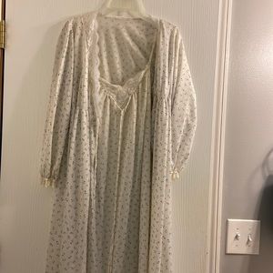 Floral maxi nightgown set